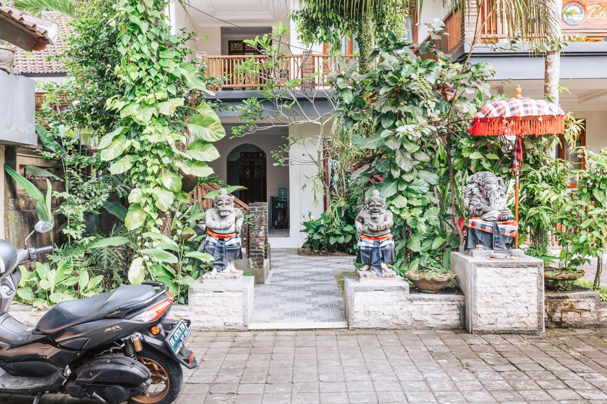 Balimas Guest House ウブド エクステリア 写真