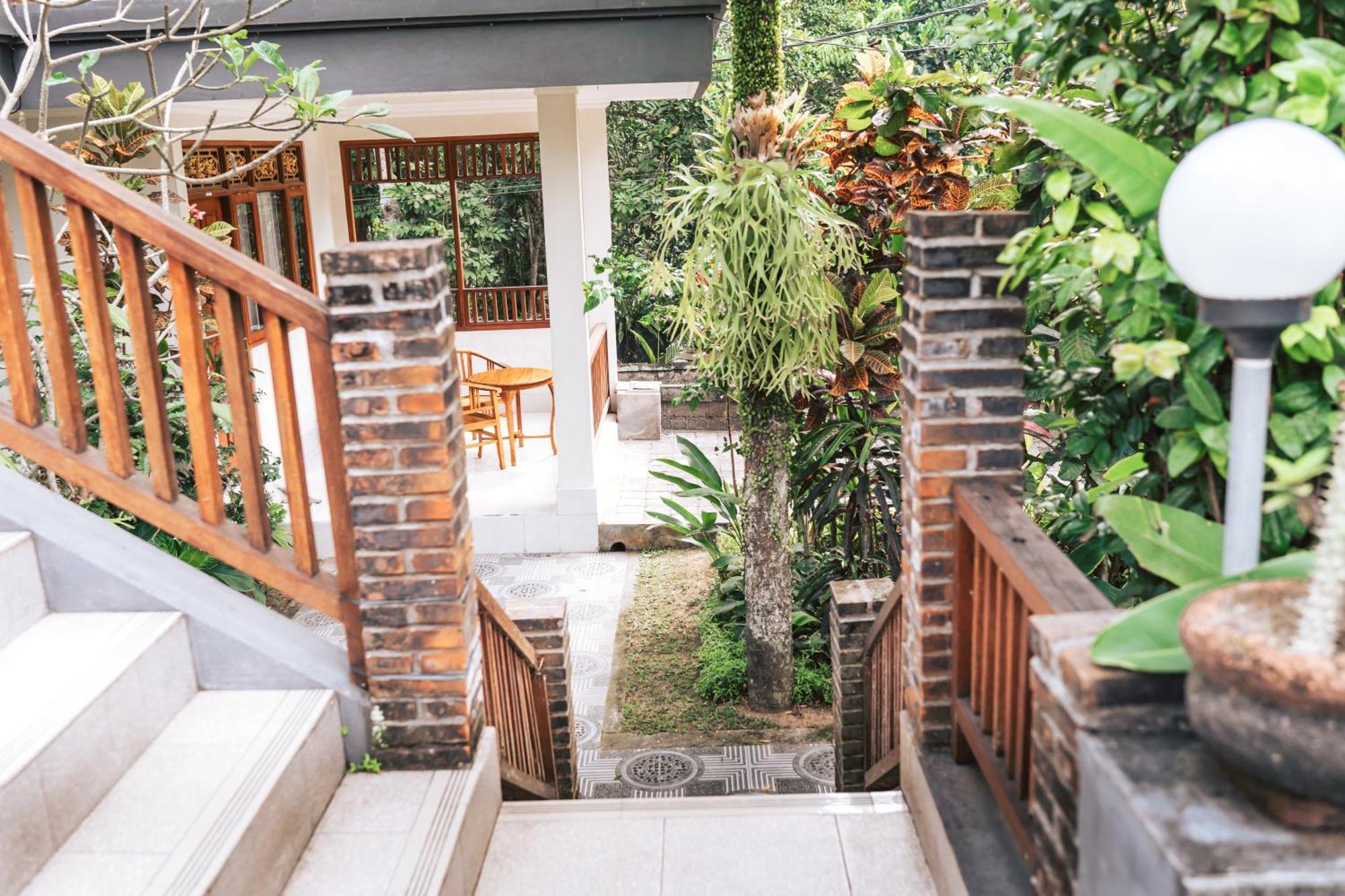 Balimas Guest House ウブド エクステリア 写真